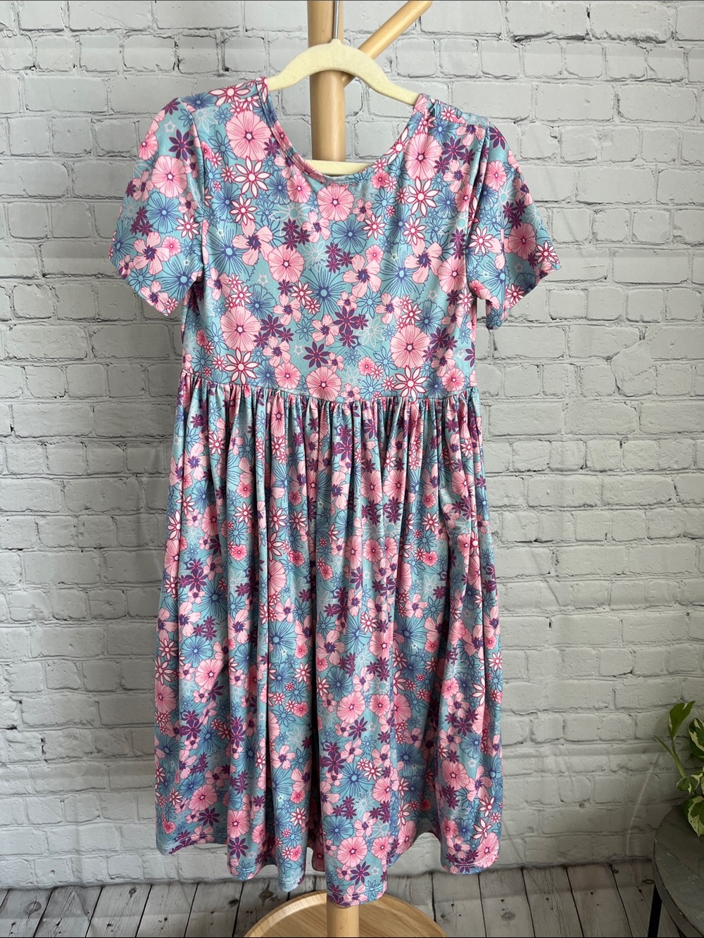⭐️⭐️PICK 5 / $20 Mila & Rose Girls Pink & Blue Floral Short Sleeve Twirl Dress